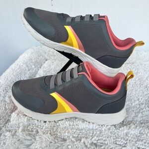 Vionic Women's Slip on Layla Athletic Sneaker Shoes in Gray and Pink Size 9